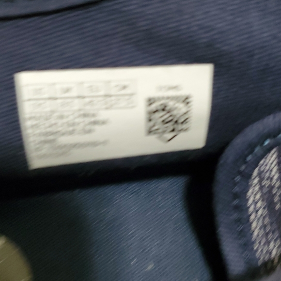 Shoe - Picture 3 of 3